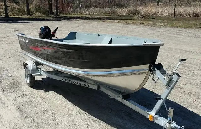 Smokercraft, Action Marine Services, New & Used Boats, Motors, Parts &  Accessories